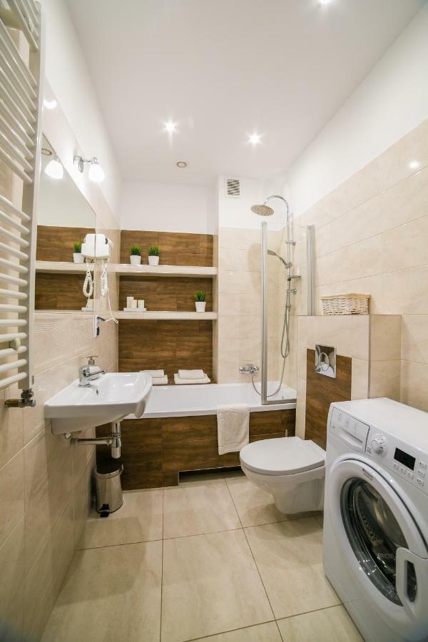 Apartamenty Roztocze Zwierzyniec Esterno foto