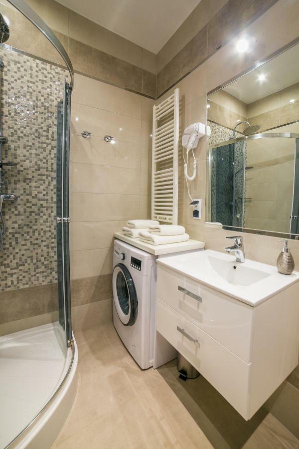 Apartamenty Roztocze Zwierzyniec Esterno foto